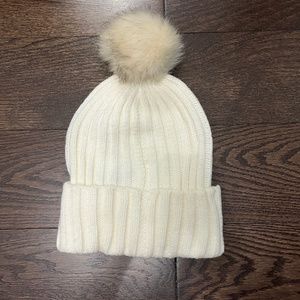 H&M White Pom Pom Beanie